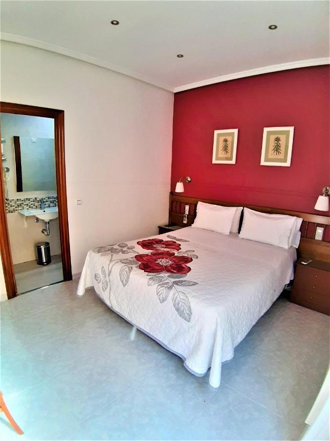 Hostal Dulcinea Madrid Ngoại thất bức ảnh