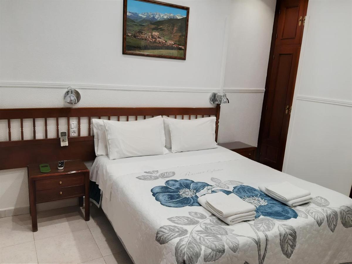 Hostal Dulcinea Madrid Ngoại thất bức ảnh